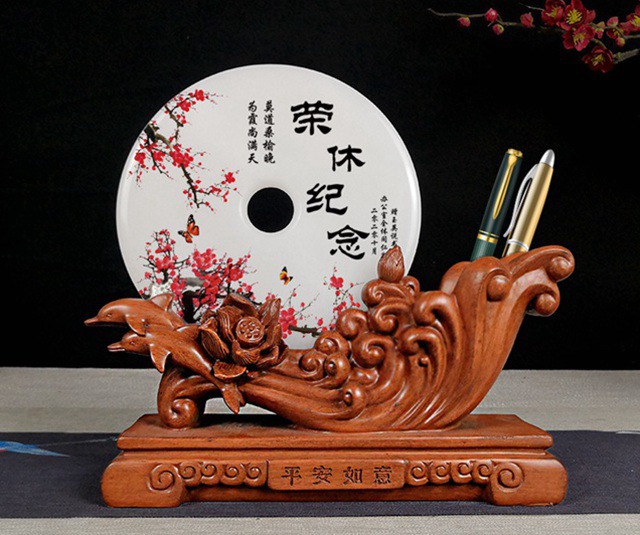 女的退休礼物送什么?贴心好物大赏,纪念品、伴手礼全解析 女的退休礼物送什么?贴心好物大赏,纪念品、伴手礼全解析